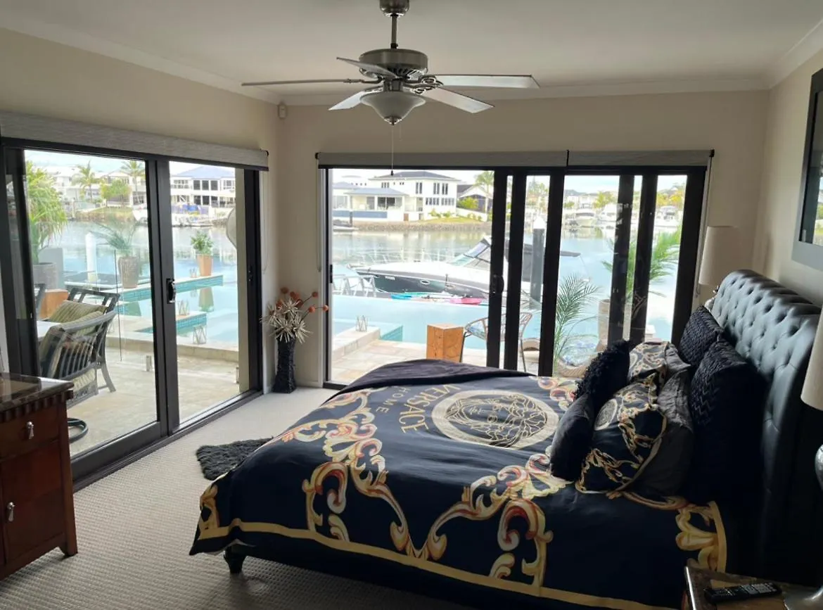 Bella Vista Bed And Breakfast Of Raby Bay Cleveland