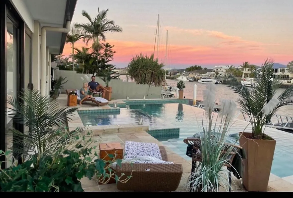Bella Vista Bed And Breakfast Of Raby Bay Cleveland