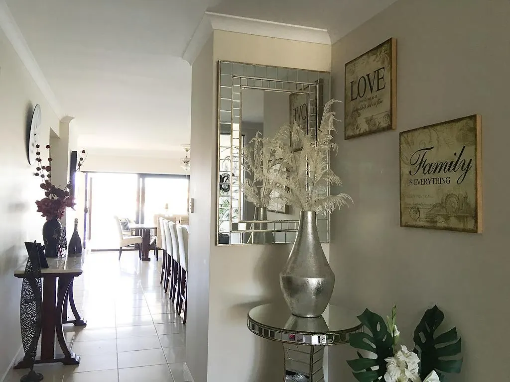Bella Vista Bed And Breakfast Of Raby Bay Cleveland