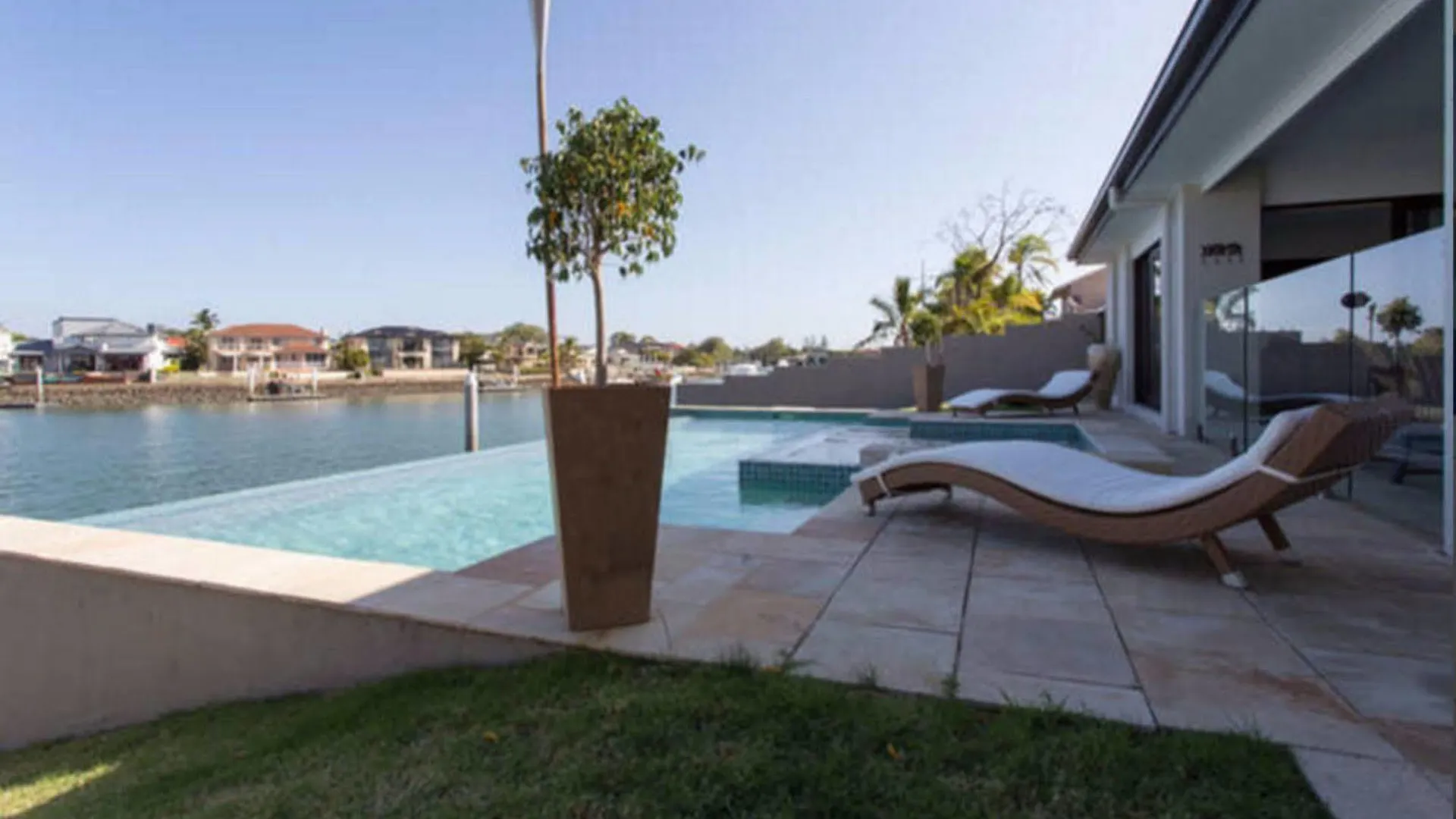 Bella Vista Bed And Breakfast Of Raby Bay Cleveland 3*,
